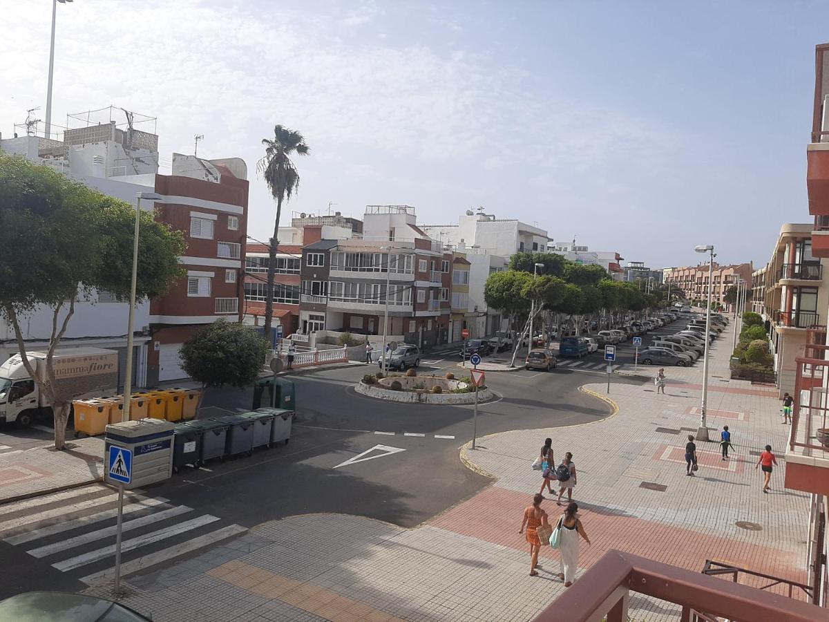 Ferienwohnung El Apartamento De Matita - Free Parking And 1' Beach Telde Exterior foto